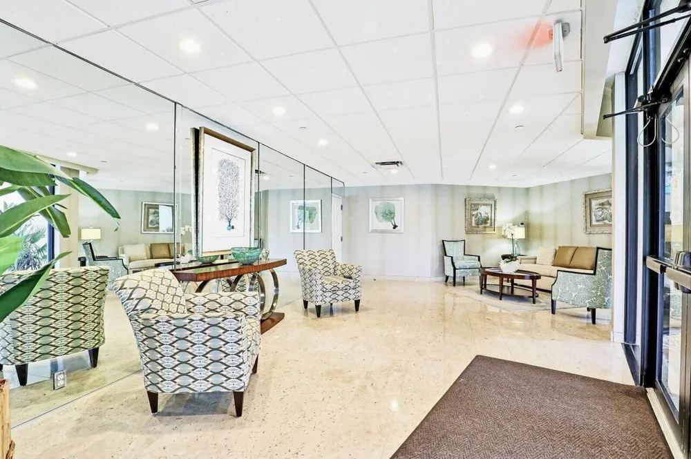 2800 OCEAN DRIVE #B-2D Singer Island, FL 33404