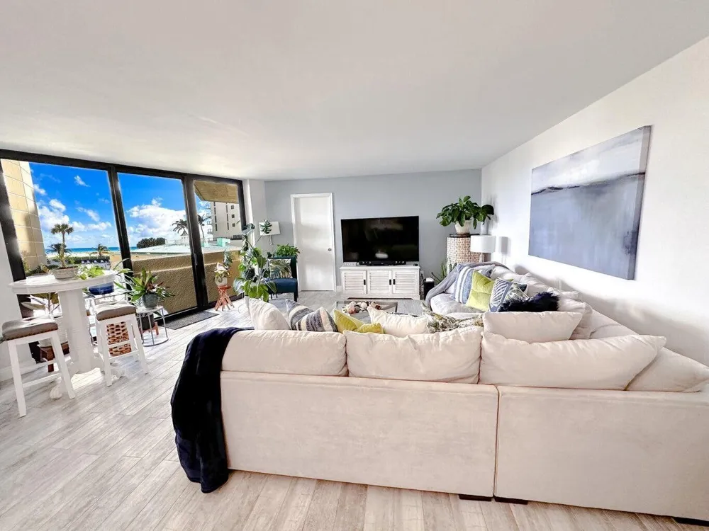 2800 OCEAN DRIVE #B-2D Singer Island, FL 33404