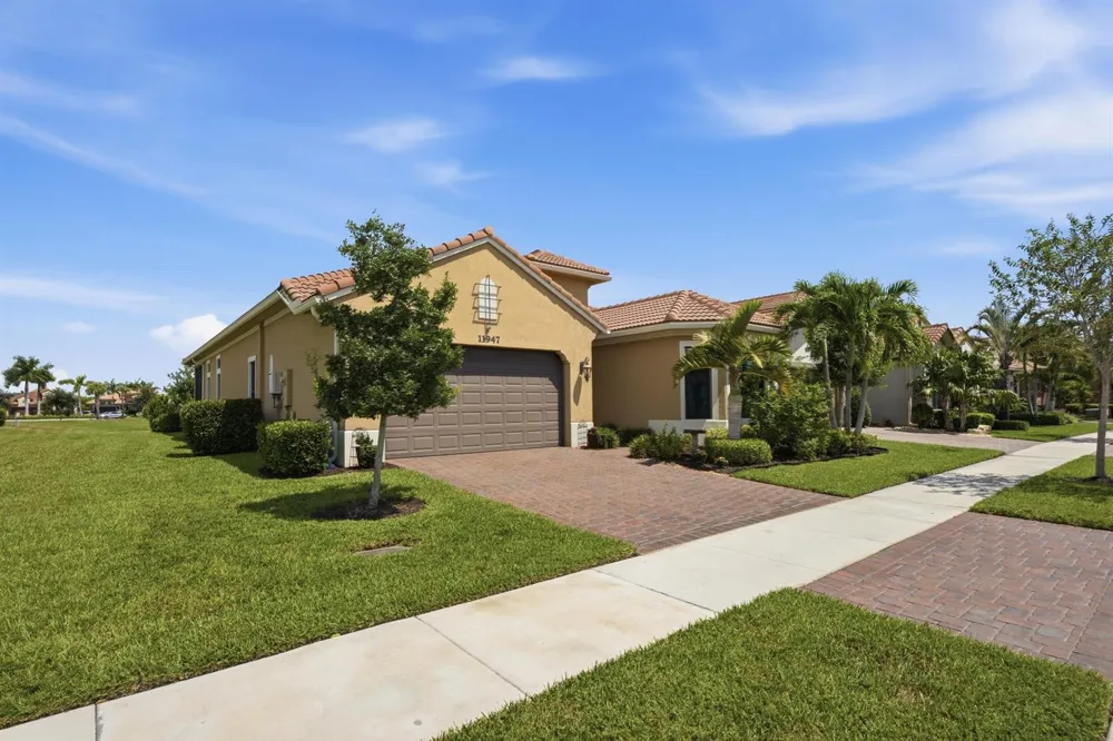11947 Haga Run Parkland, FL 33076