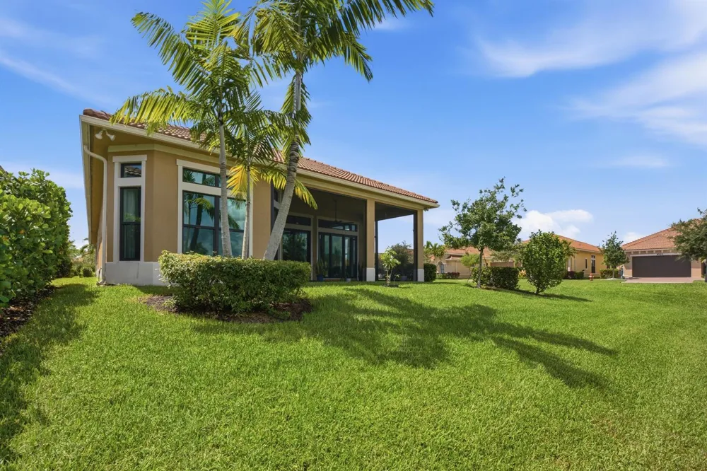 11947 Haga Run Parkland, FL 33076