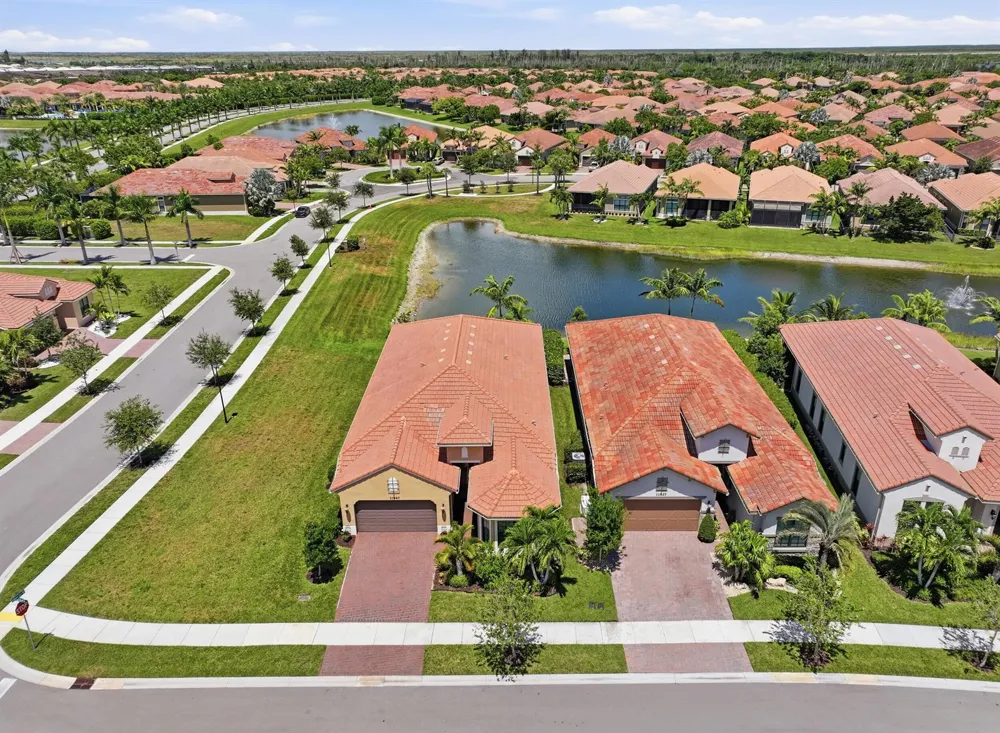 11947 Haga Run Parkland, FL 33076
