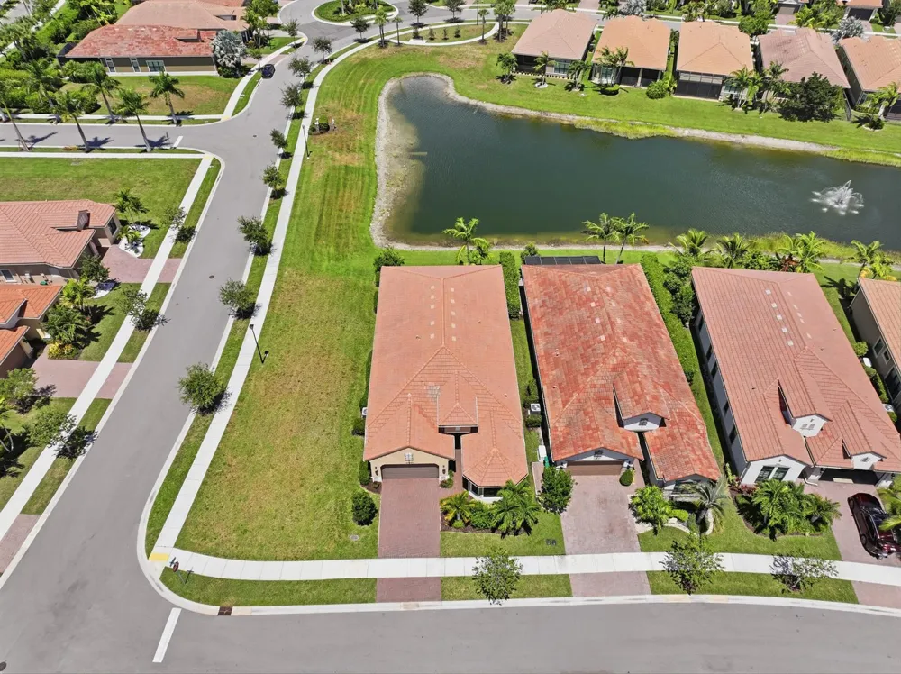 11947 Haga Run Parkland, FL 33076