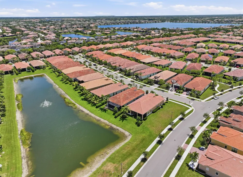 11947 Haga Run Parkland, FL 33076