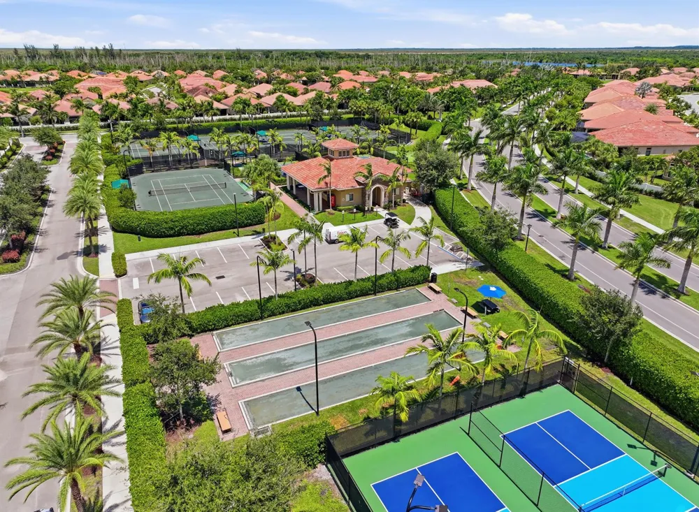 11947 Haga Run Parkland, FL 33076