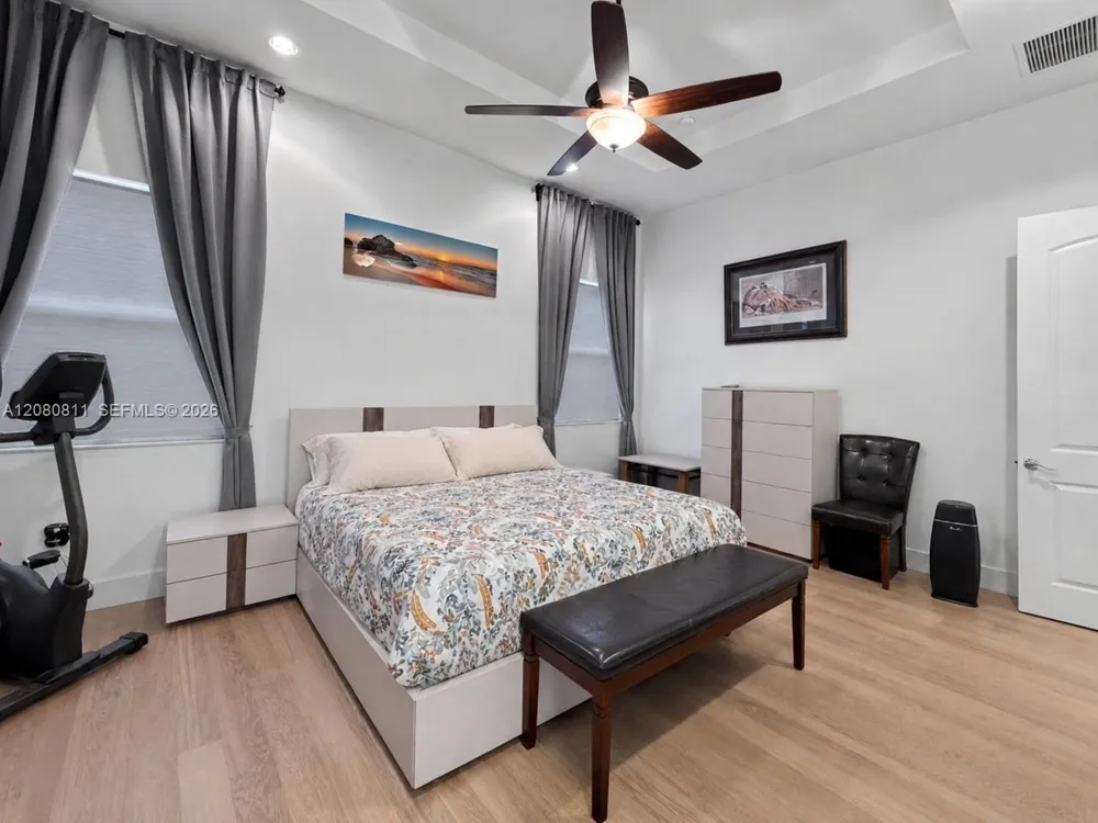 15086 SW 176th Ter Miami, FL 33187