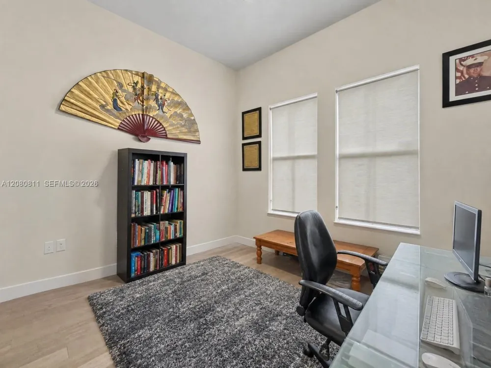 15086 SW 176th Ter Miami, FL 33187