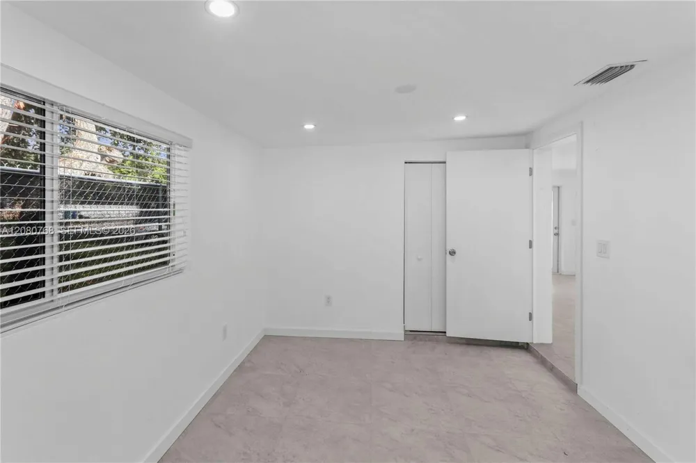 2144 NW 89th Ter Miami, FL 33147