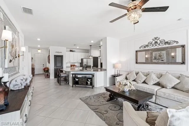 3304 Menores Way Fort Myers, FL 33905