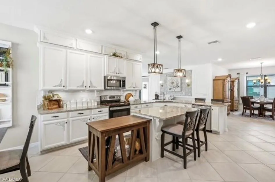 3304 Menores Way Fort Myers, FL 33905
