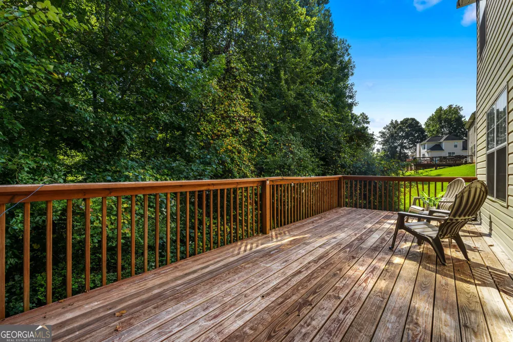 856 Haydens RDG Ellenwood, GA 30294