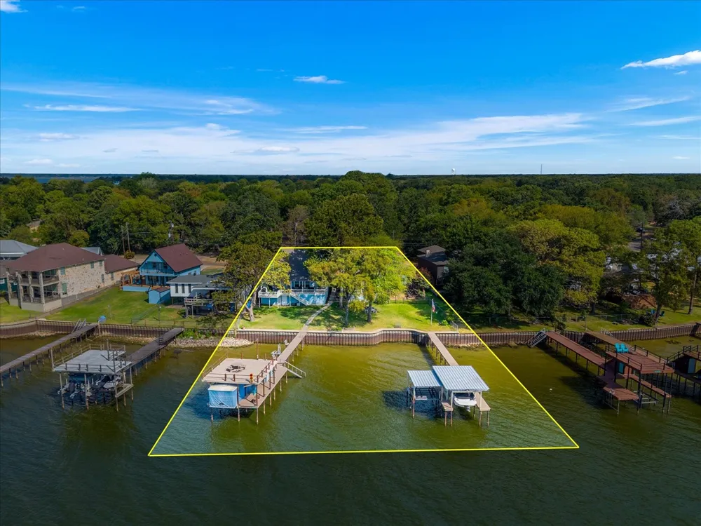 230 Palisade Loop Gun Barrel City, TX 75156