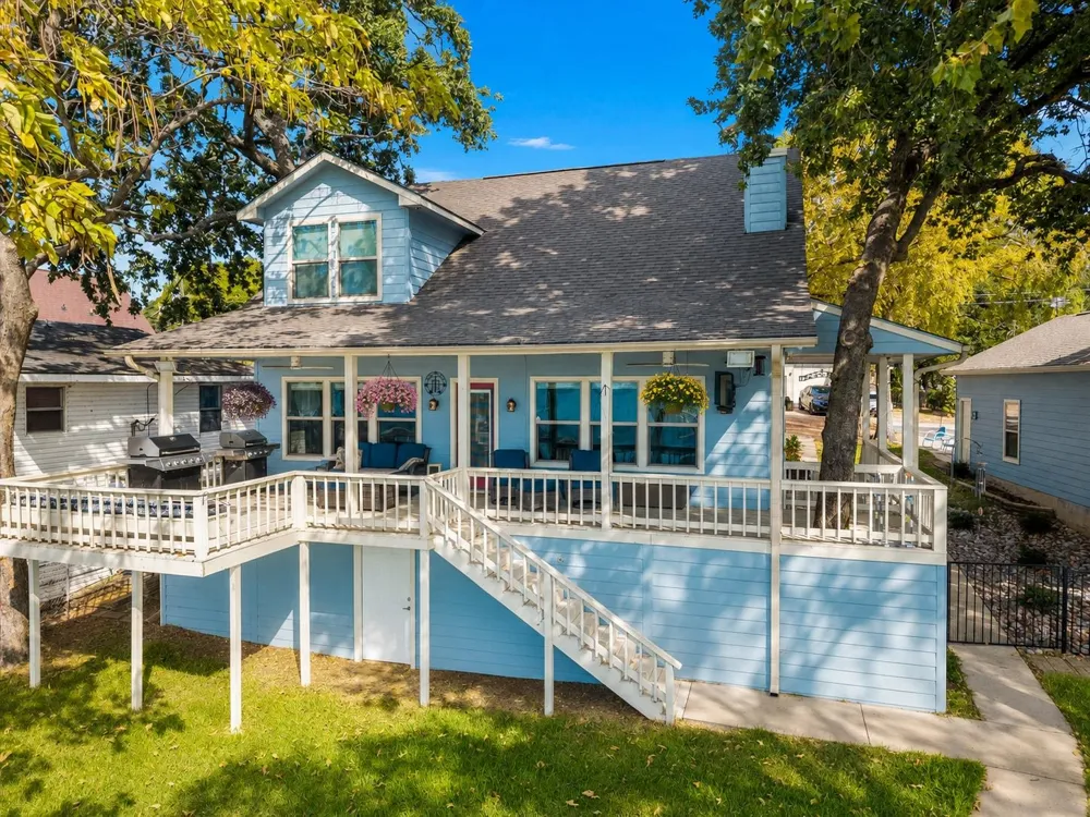 230 Palisade Loop Gun Barrel City, TX 75156