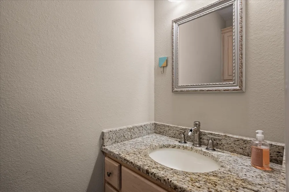 230 Palisade Loop Gun Barrel City, TX 75156