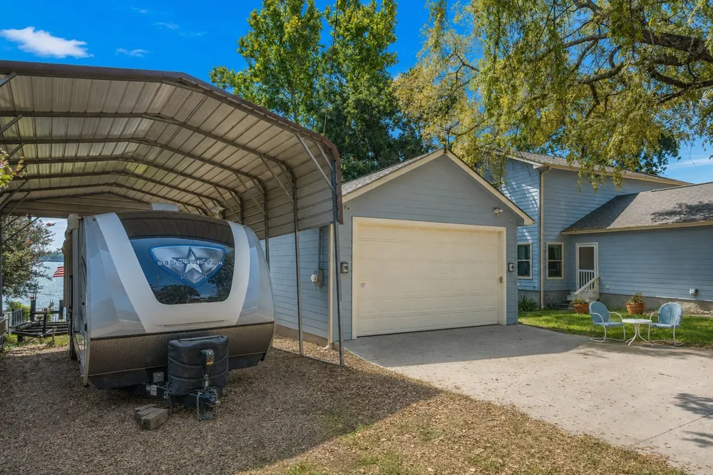 230 Palisade Loop Gun Barrel City, TX 75156
