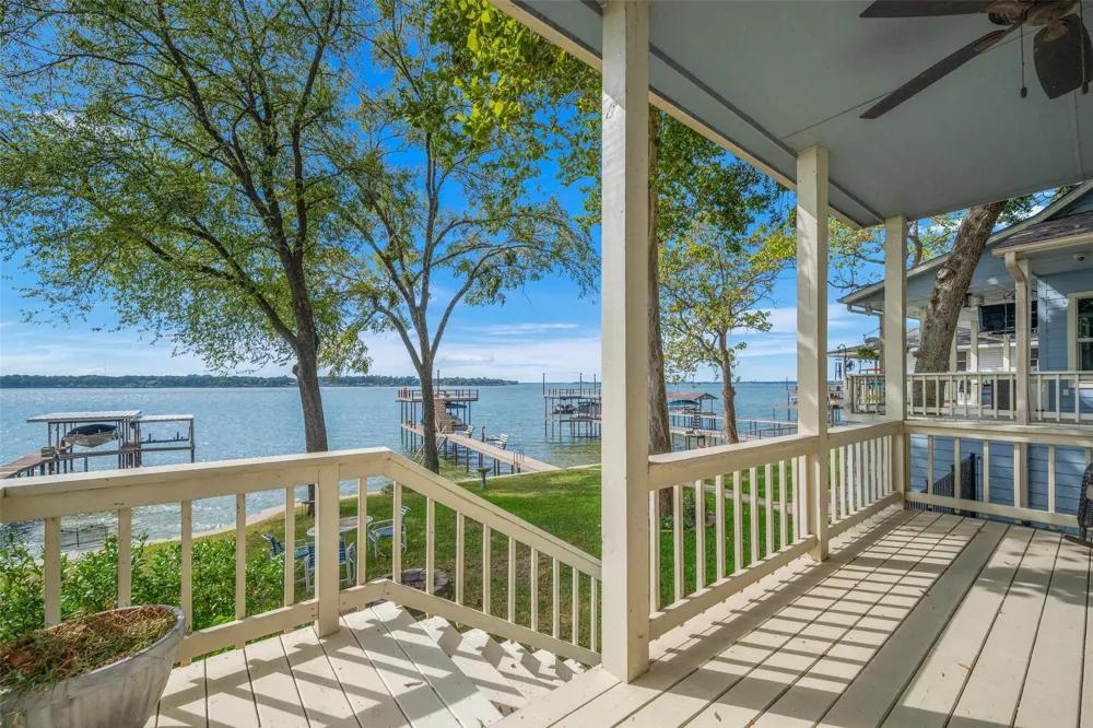 230 Palisade Loop Gun Barrel City, TX 75156