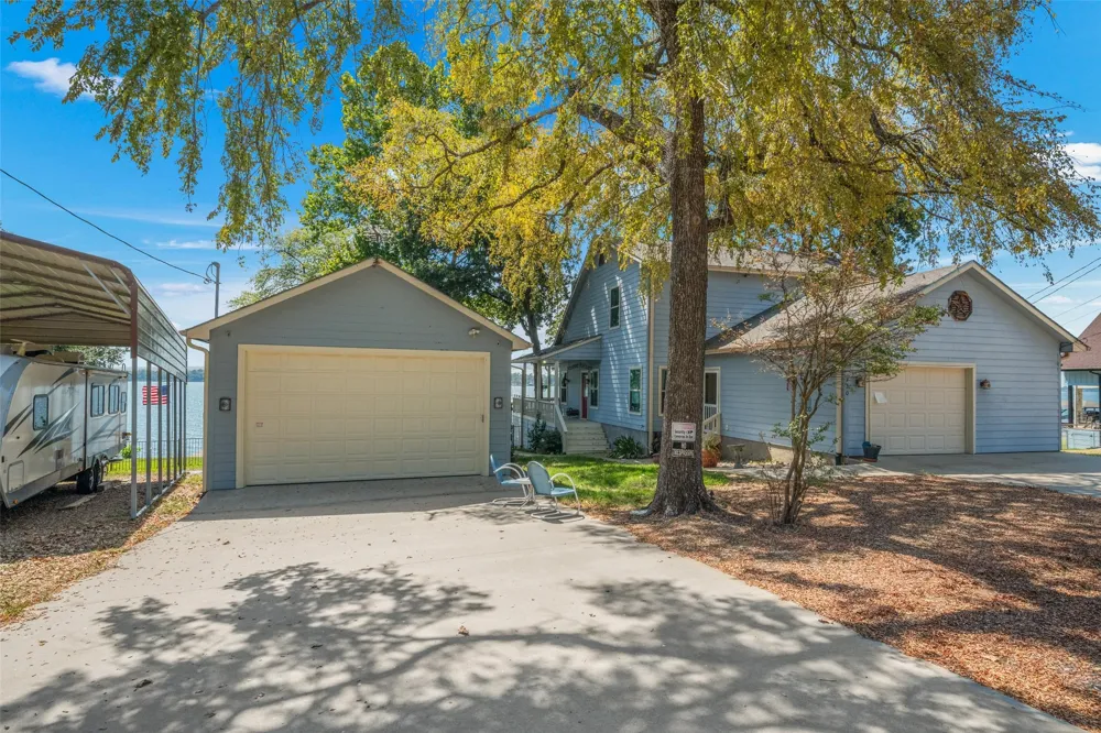 230 Palisade Loop Gun Barrel City, TX 75156