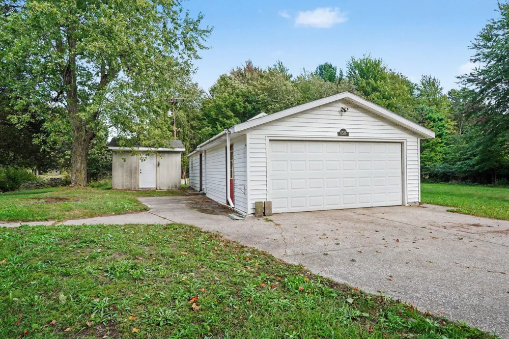 6516 Martin Road Norton Shores, MI 49444