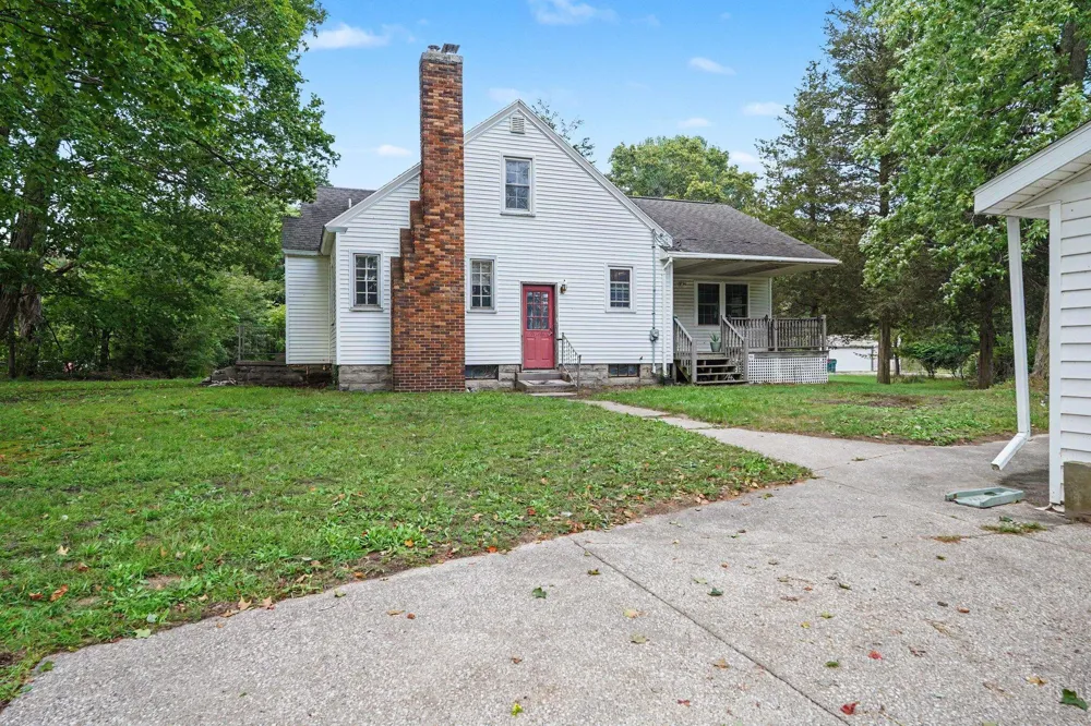 6516 Martin Road Norton Shores, MI 49444