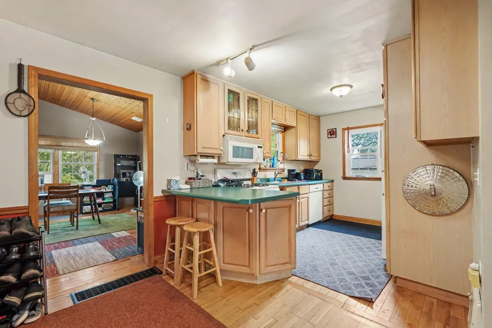 6516 Martin Road Norton Shores, MI 49444