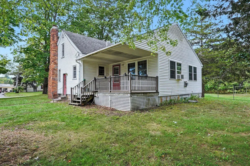 6516 Martin Road Norton Shores, MI 49444