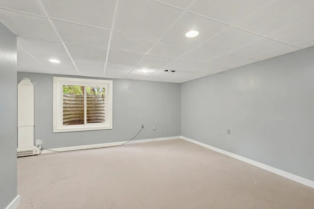 6516 Martin Road Norton Shores, MI 49444