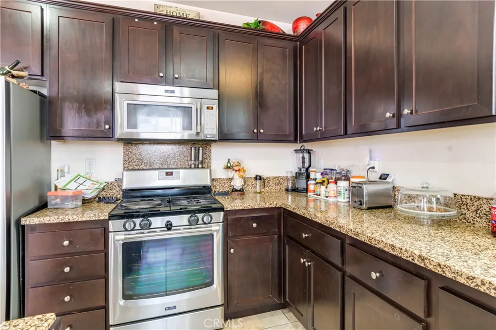 33830 Cansler Way Yucaipa, CA 92399