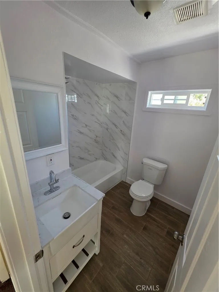 1341 D San Bernardino, CA 92405