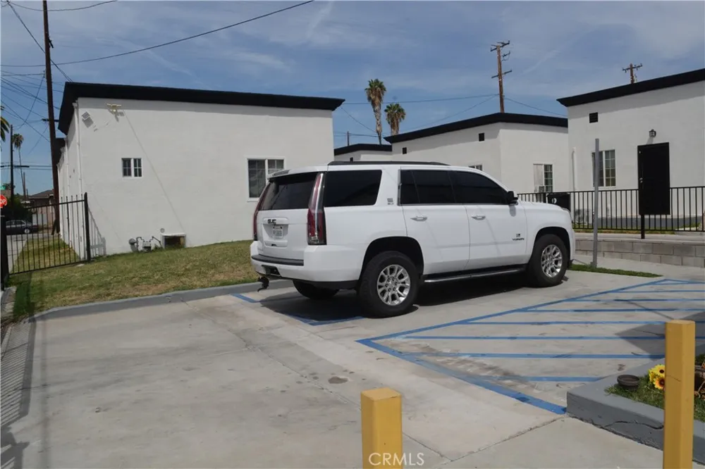1341 D San Bernardino, CA 92405