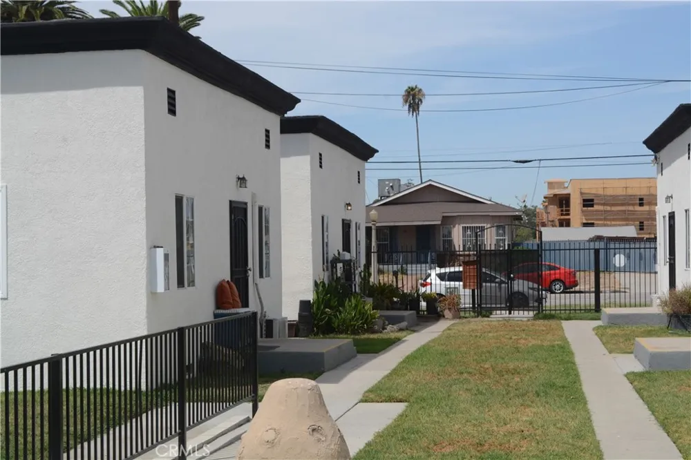 1341 D San Bernardino, CA 92405