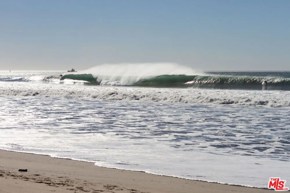 1051 Gill Avenue Port Hueneme, CA 93041