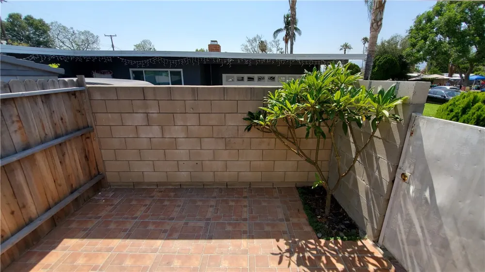806 W Bagnall Street Glendora, CA 91740
