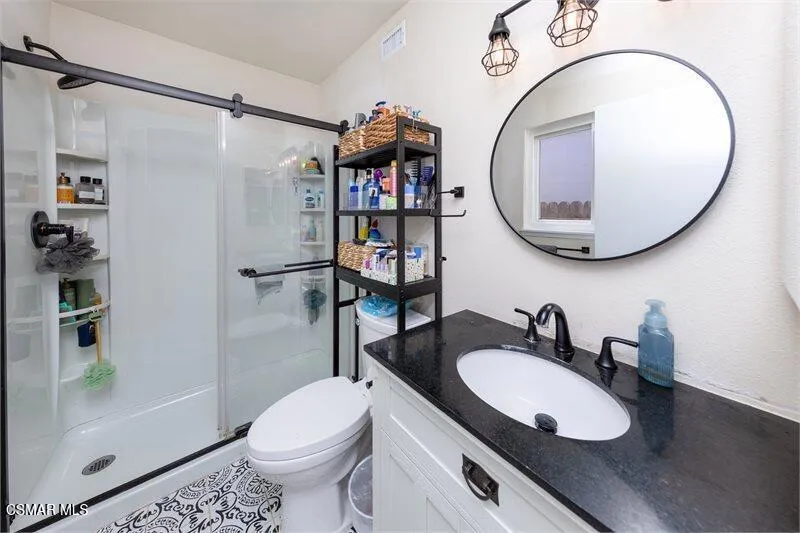 3551 Keel Avenue Oxnard, CA 93035
