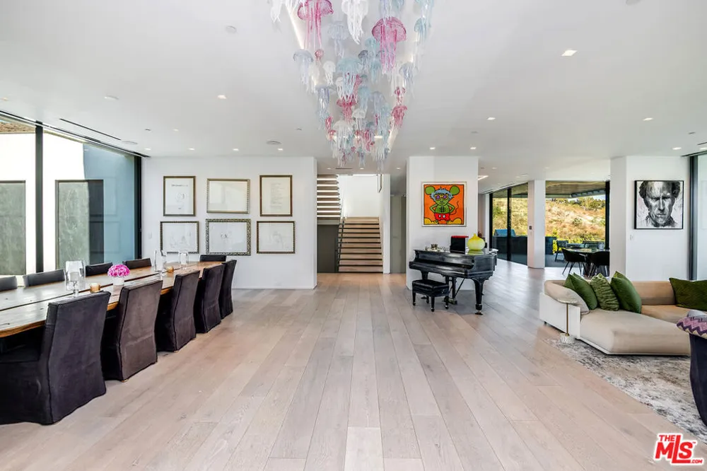 23919 Malibu Road Malibu, CA 90265