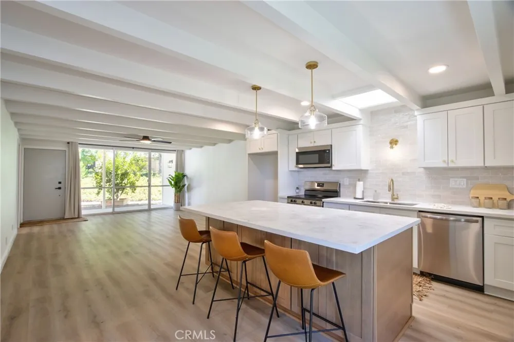 604 Gibbel Hemet, CA 92543