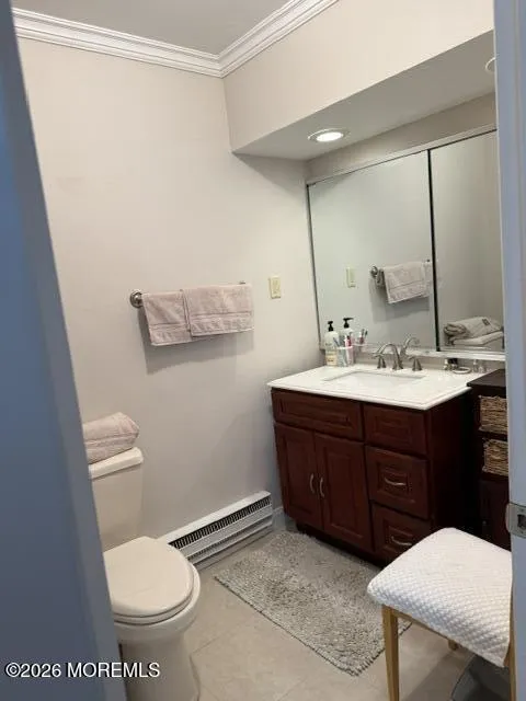 16 Pine Cluster Circle #H Manalapan, NJ 07726