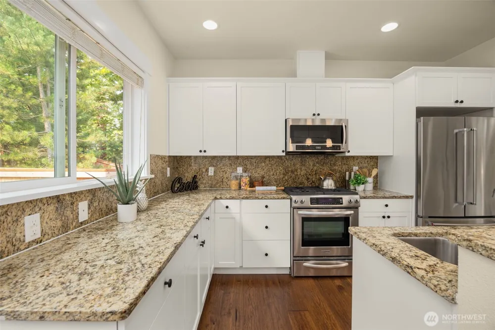 900 228th Avenue NE #14B Sammamish, WA 98074