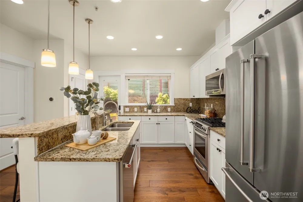 900 228th Avenue NE #14B Sammamish, WA 98074