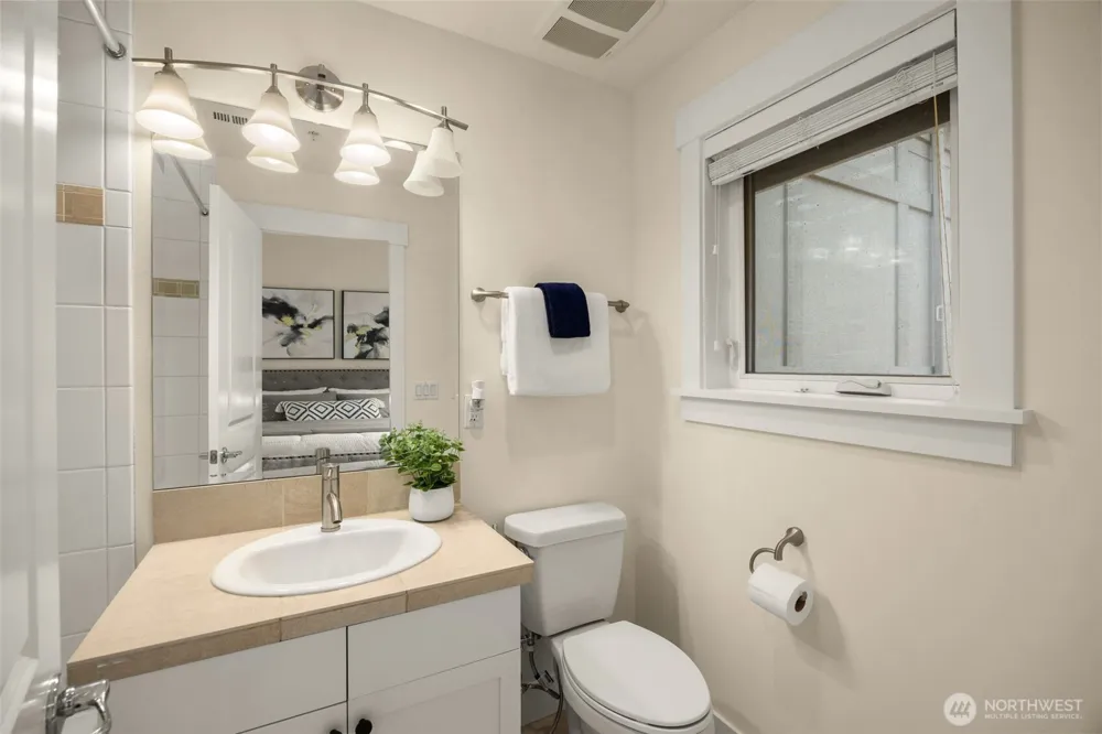 900 228th Avenue NE #14B Sammamish, WA 98074