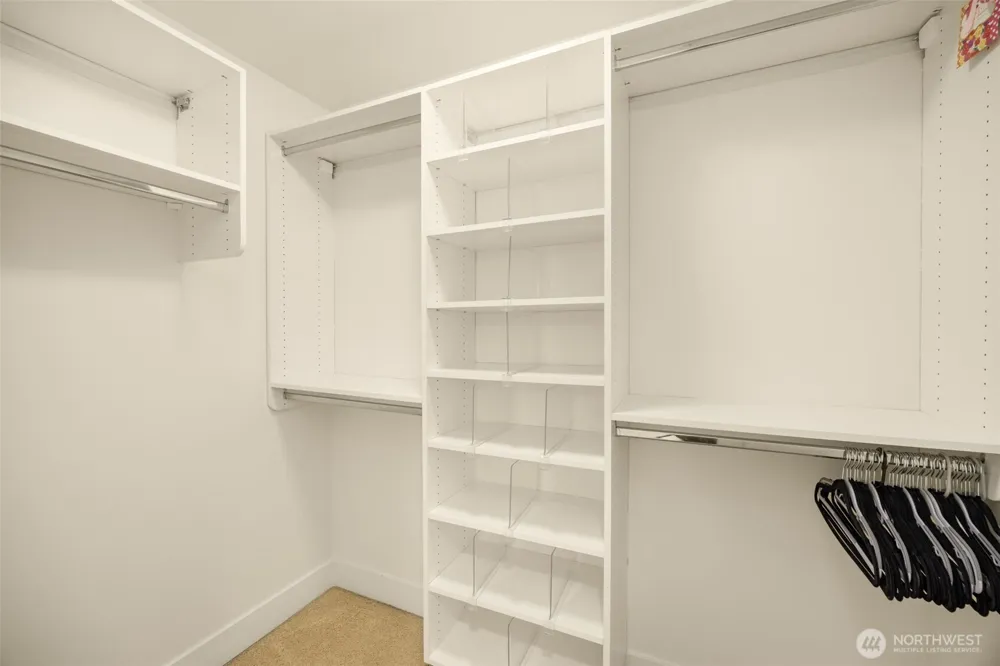 900 228th Avenue NE #14B Sammamish, WA 98074