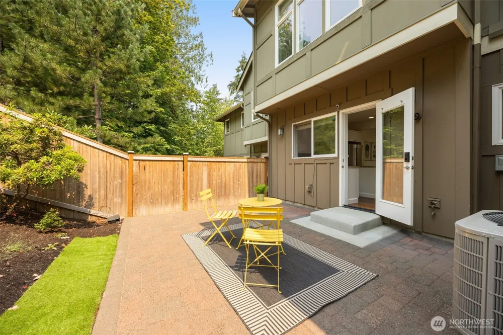 900 228th Avenue NE #14B Sammamish, WA 98074