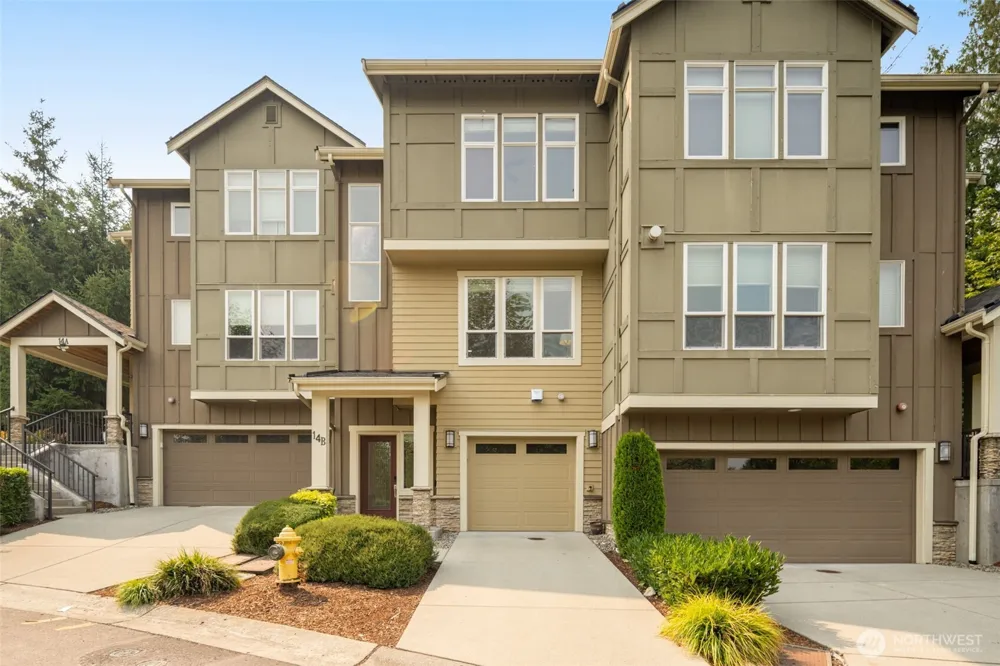 900 228th Avenue NE #14B Sammamish, WA 98074