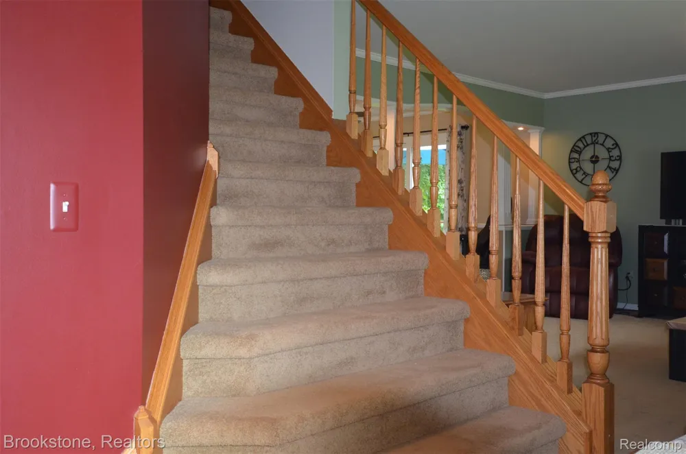 9828 Hadley Road Independence Charter Township, MI 48348