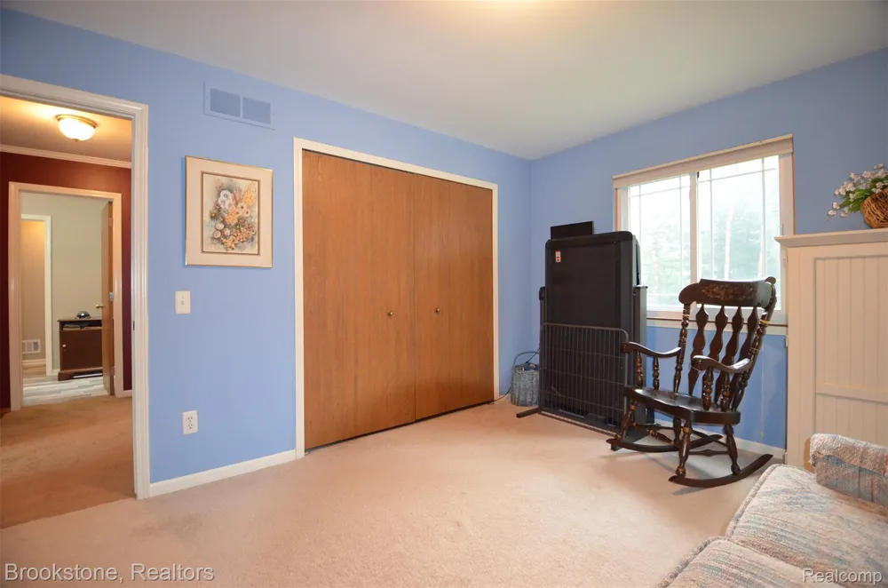 9828 Hadley Road Independence Charter Township, MI 48348