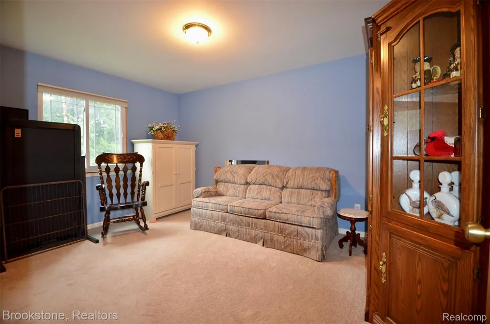 9828 Hadley Road Independence Charter Township, MI 48348