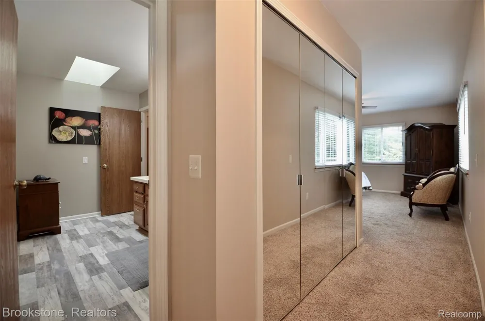 9828 Hadley Road Independence Charter Township, MI 48348