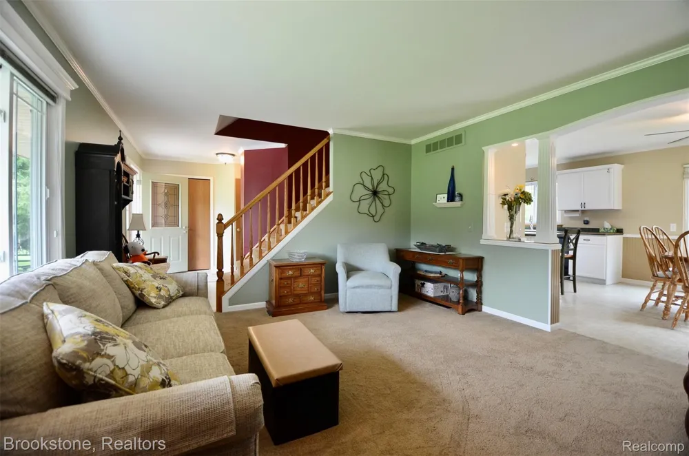 9828 Hadley Road Independence Charter Township, MI 48348