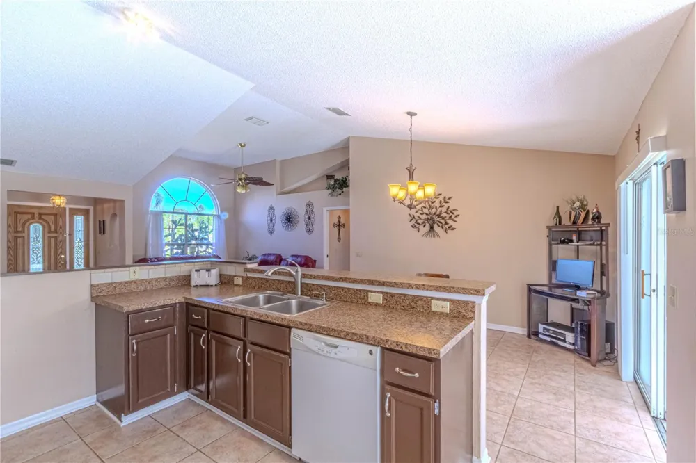 3394 HAWKIN DRIVE Kissimmee, FL 34746