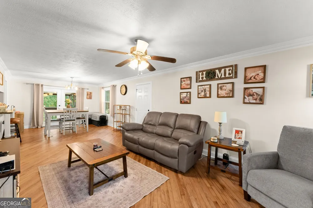 4217 Covey TRL Oakwood, GA 30566