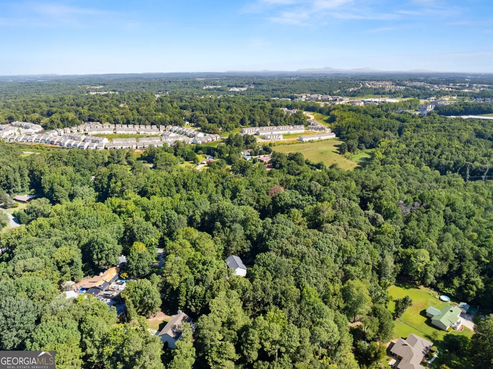 4217 Covey TRL Oakwood, GA 30566