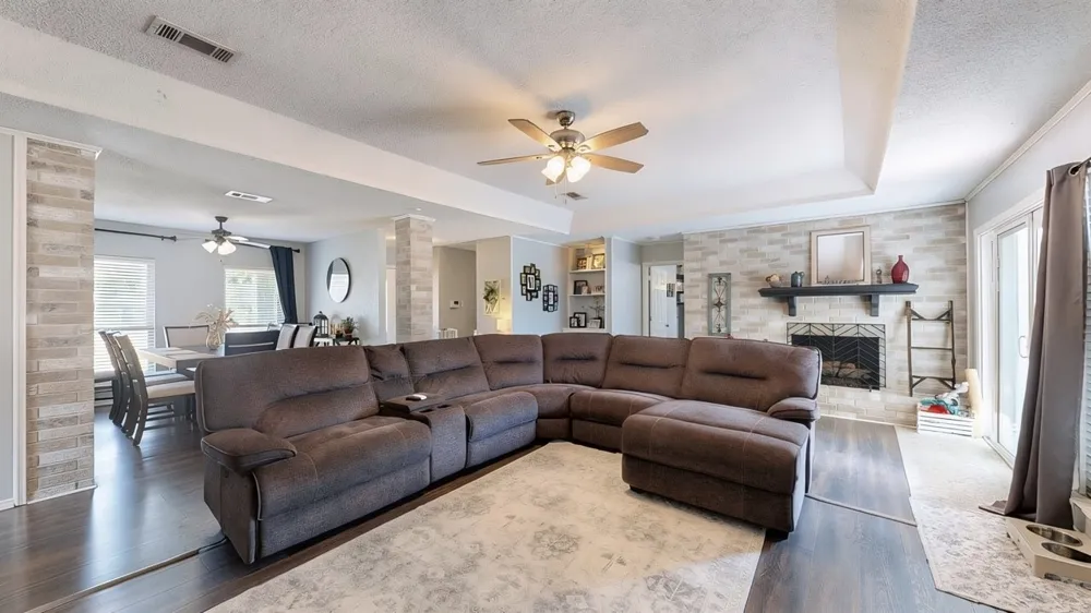 214 Bexar Drive Highland Village, TX 75077